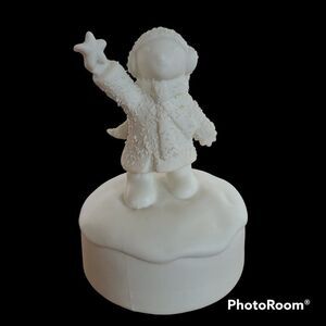 Porcelain Bisque Holiday Christmas Music Box Young Girl & Star "Silent Night"